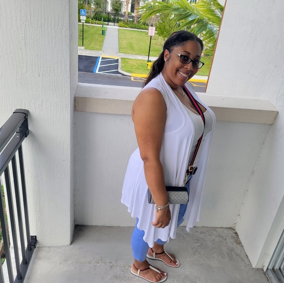 Meet your Posher, Krystal - Picture 2 of 11